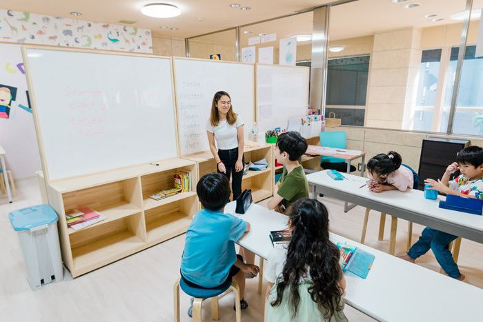 three hours インターナショナルスクール　碑文谷　都立大学山　大岡