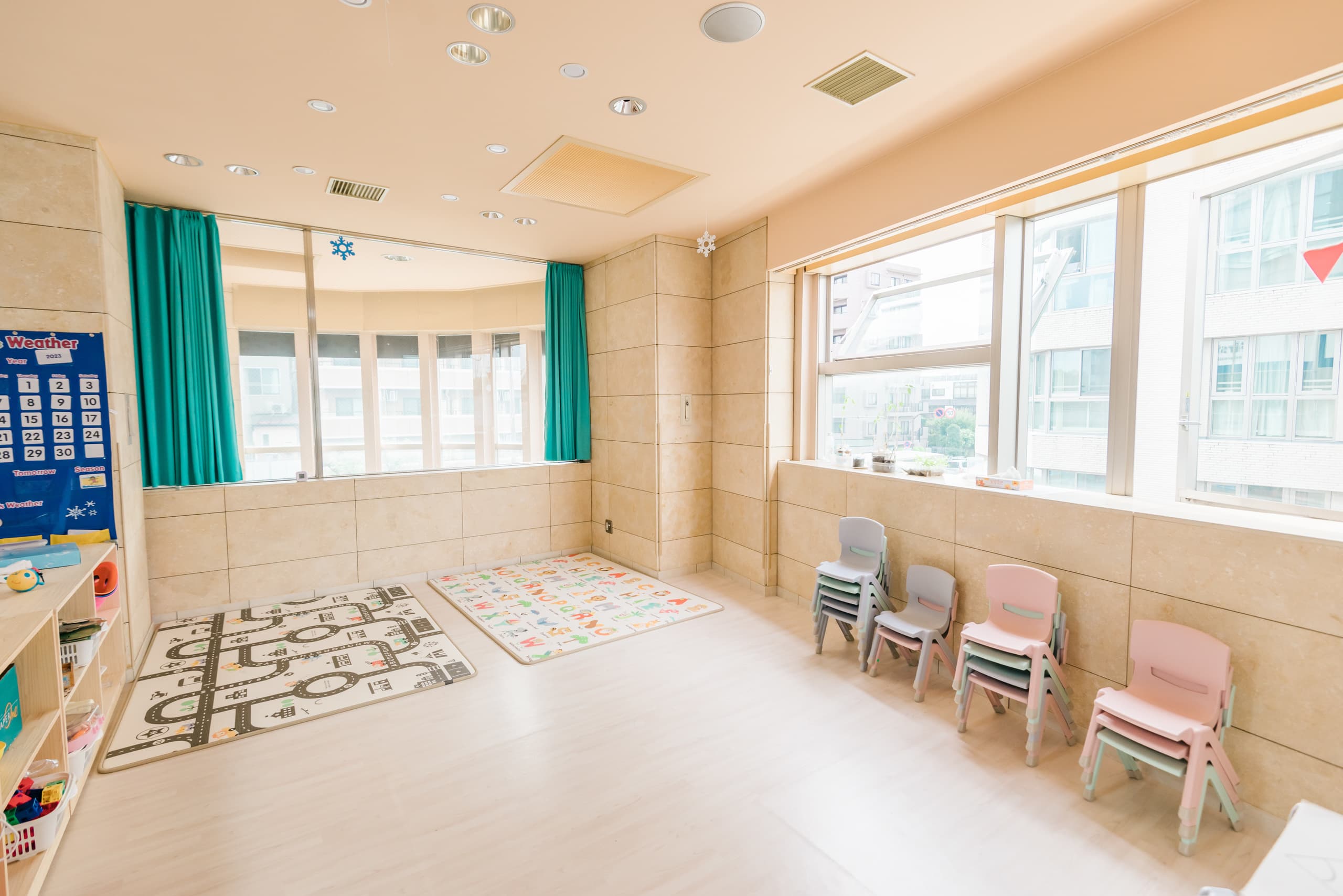 インターナショナルスクール　碑文谷　都立大学　目黒　internationalschool　megro toritudaigaku himonnya