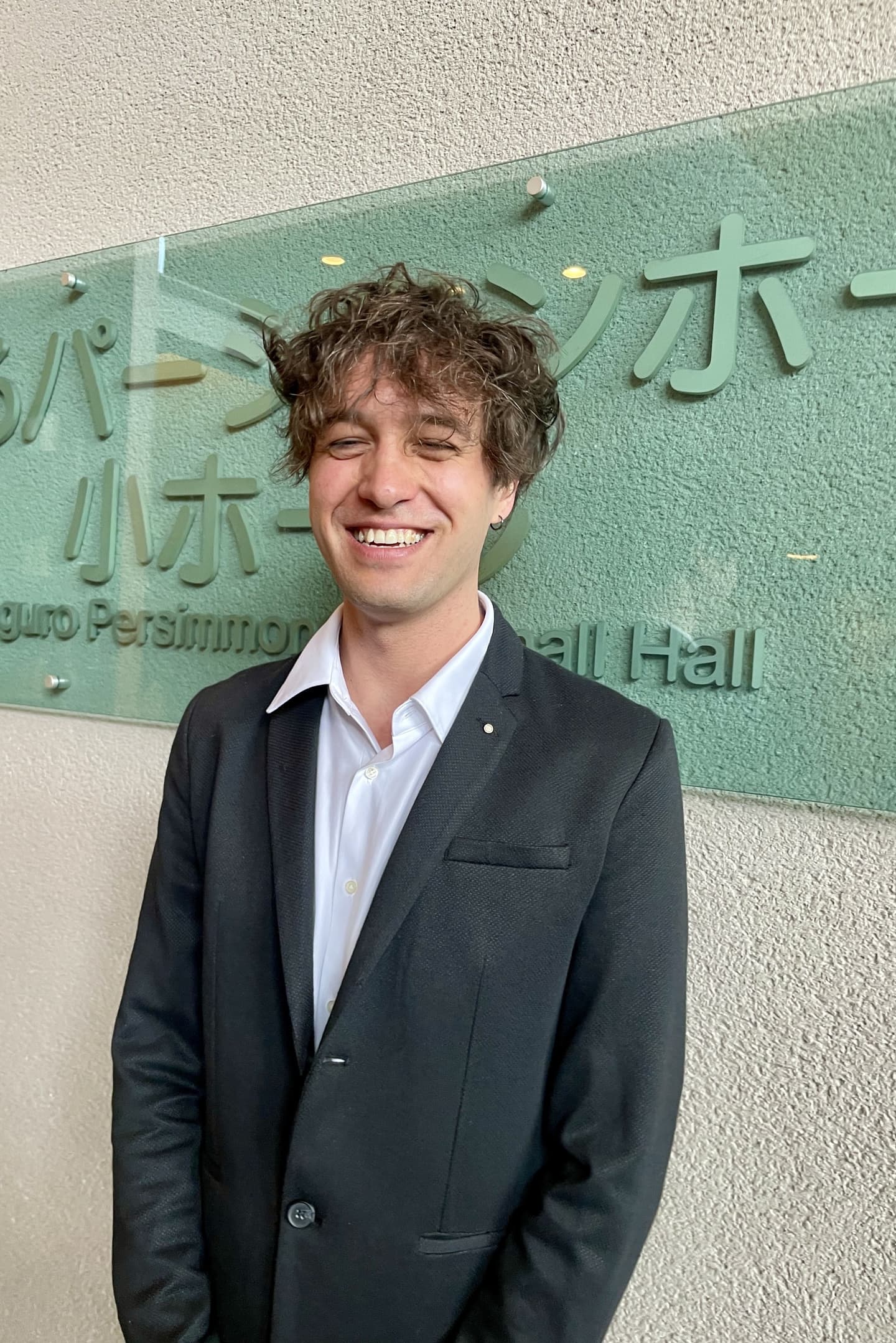 スリーアワーズ